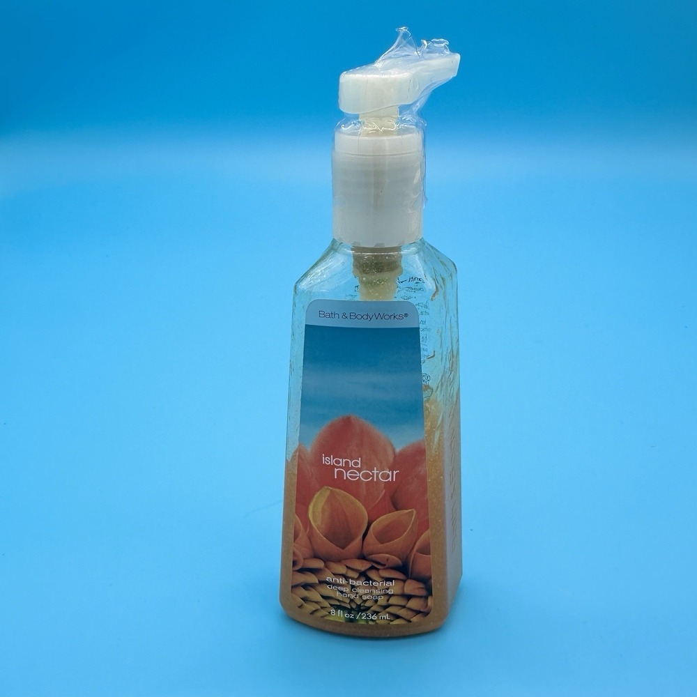 Bath & Body Works‎ Island Nectar Anti-Bacterial Deep Cleansing Hand Soap Sealed